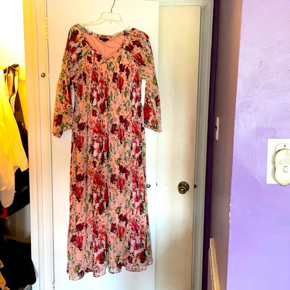 I wore it to a wedding almost felt guilty